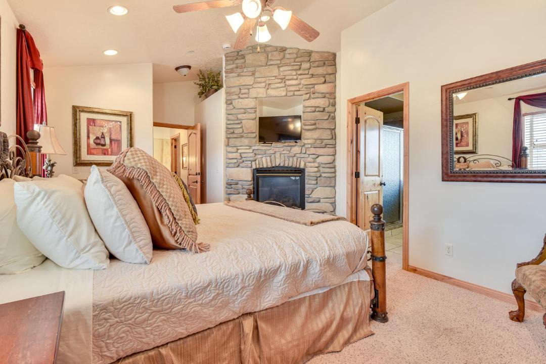 Photo of Bedroom in Wolf Creek
