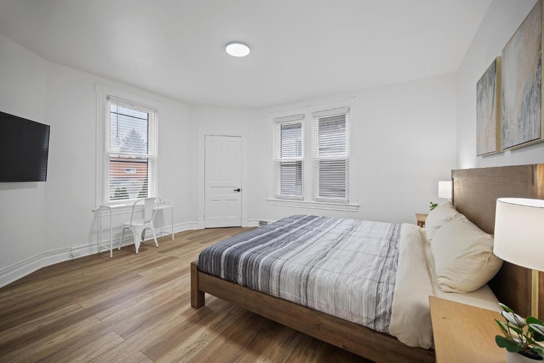 Photo of Bedroom in Shadyside