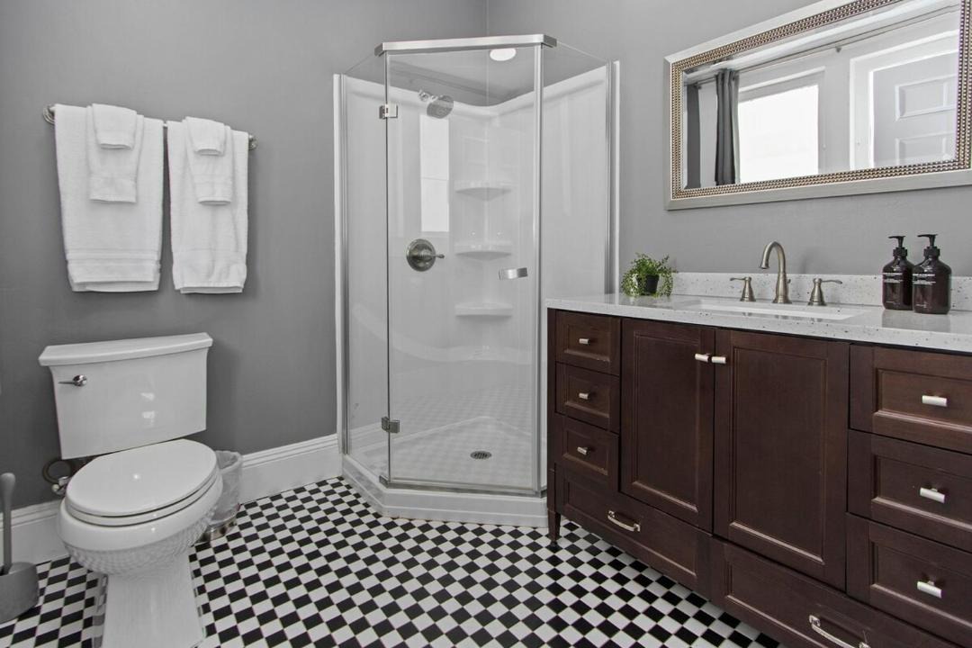 Photo of Bathroom in Little Italy