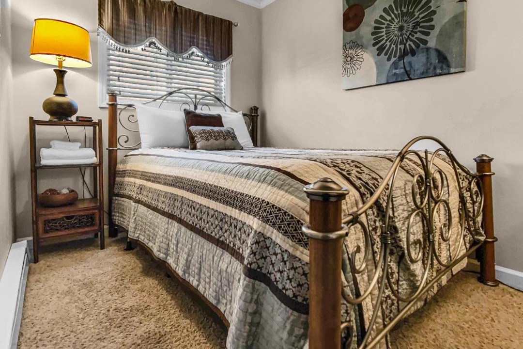 Photo of Bedroom in Snowshoe