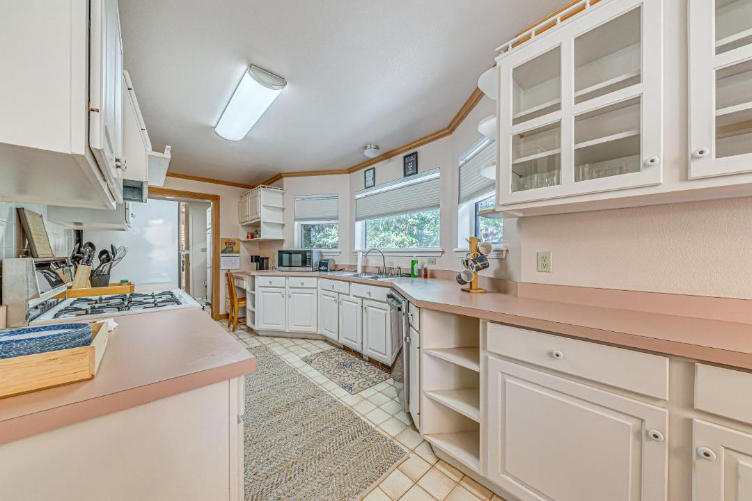 Photo of Kitchen in Cloudcroft
