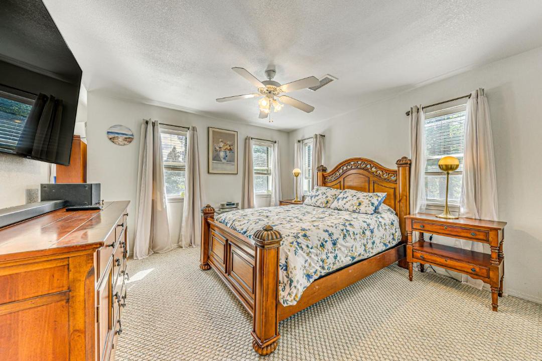 Photo of Bedroom in Cloudcroft