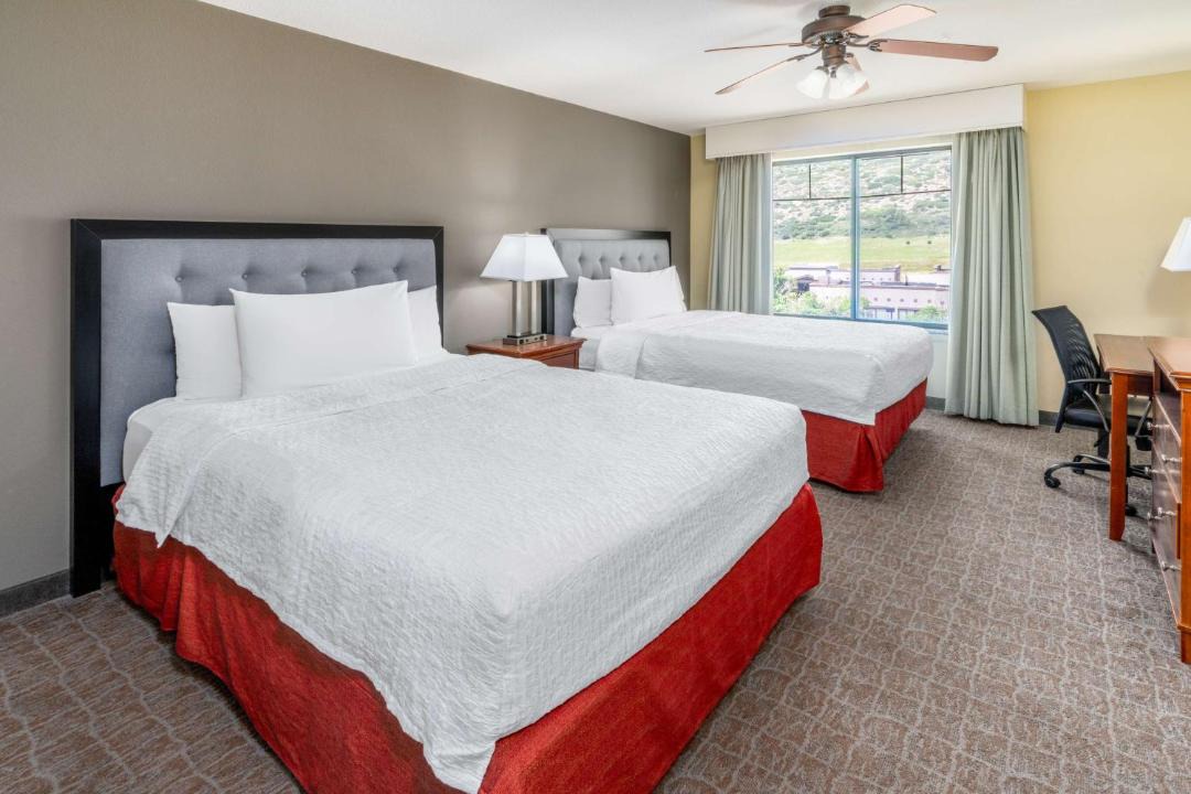 Photo of Bedroom in Ken Caryl