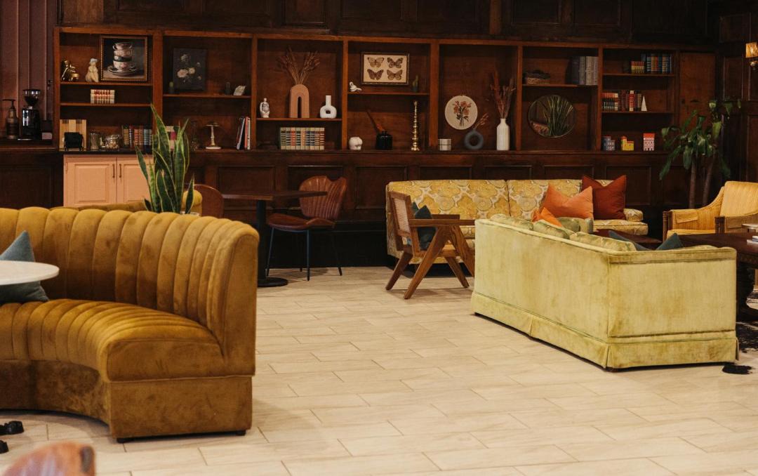Photo of Livingroom in East Boulder