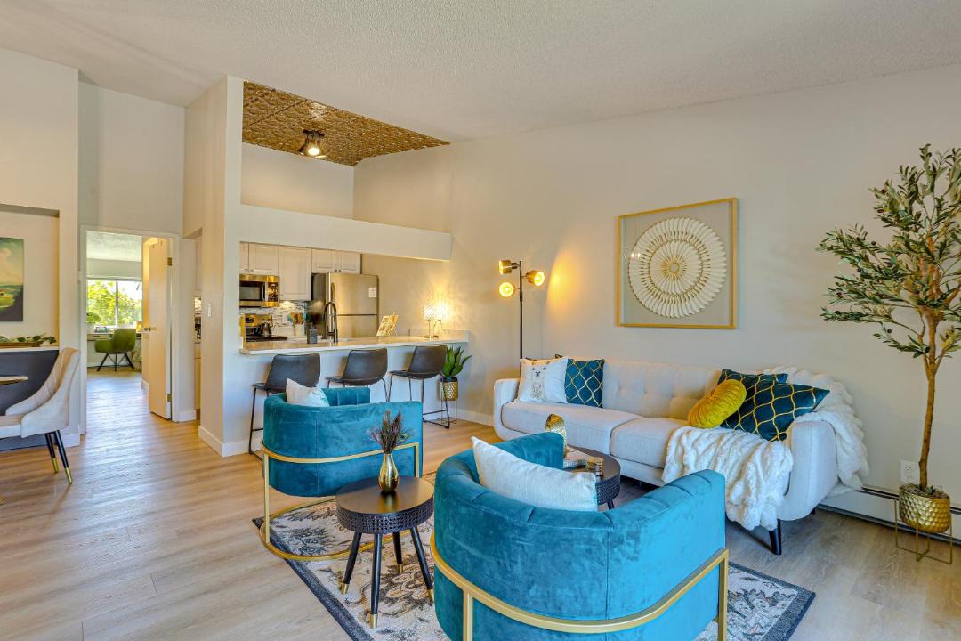Photo of Livingroom in Castle Rock