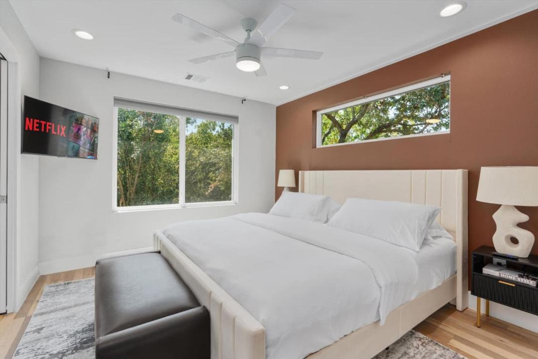 Photo of Bedroom in University Hills and Windsor Park