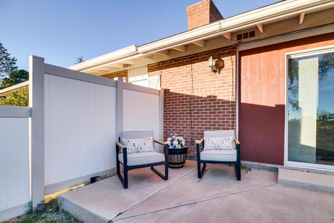 Photo of Patio Balcony in Paradise Hills Civic
