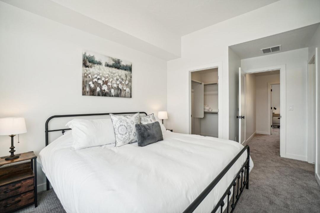 Photo of Bedroom in Mountain Green