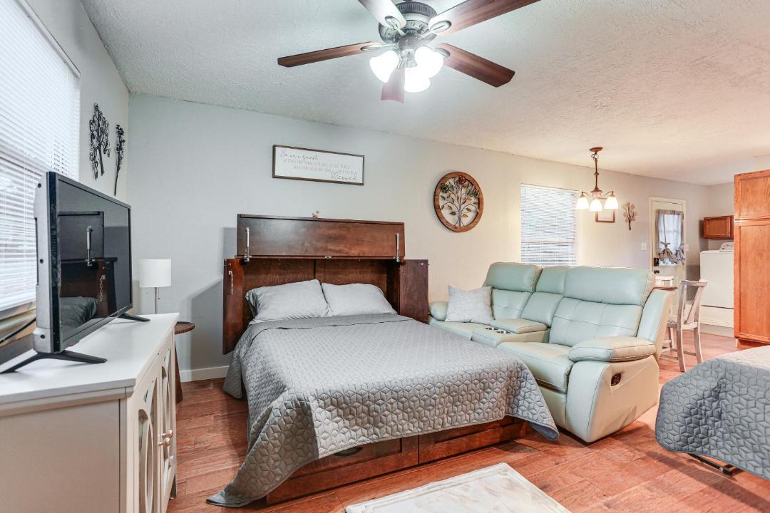 Photo of Bedroom in Valley View