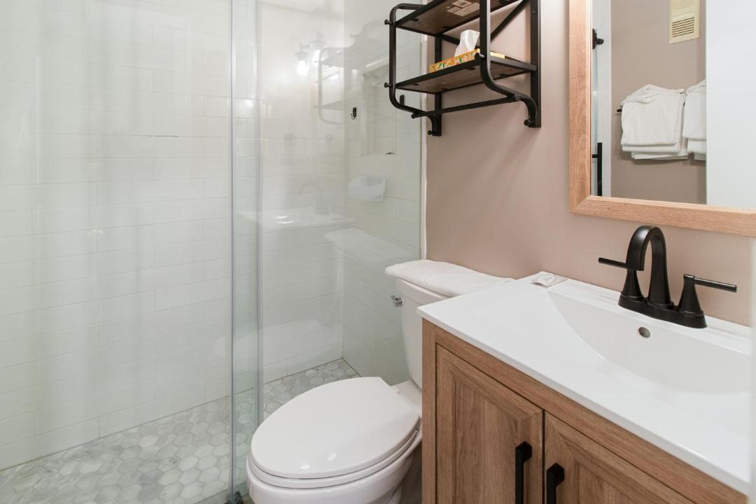 Photo of Bathroom in Snowshoe