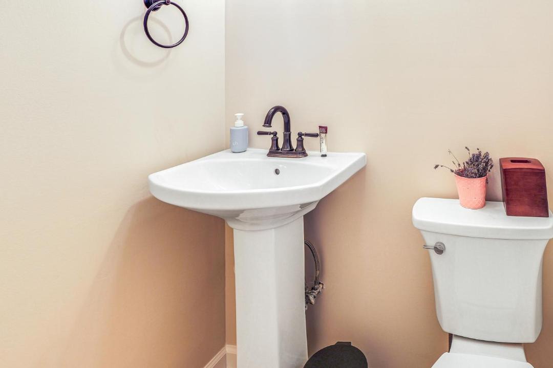 Photo of Bathroom in Kedron