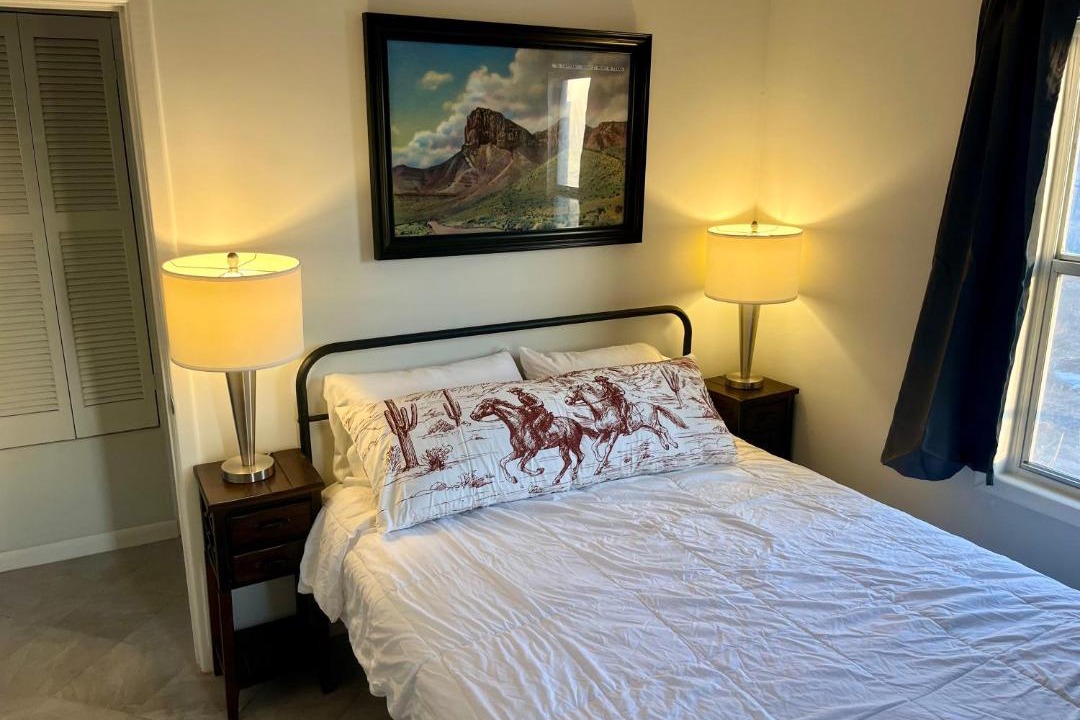 Photo of Bedroom in Dell City