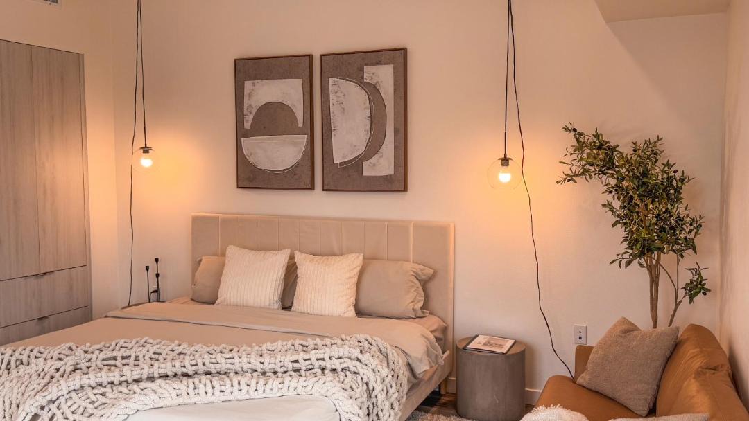 Photo of Bedroom in Hollywood