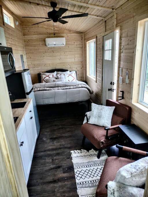 Photo of Bedroom in Ashley Oaks