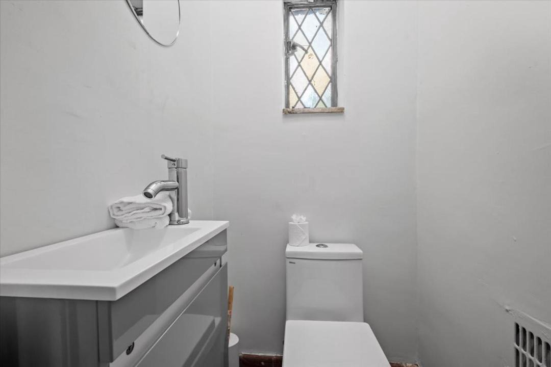 Photo of Bathroom in Shadyside