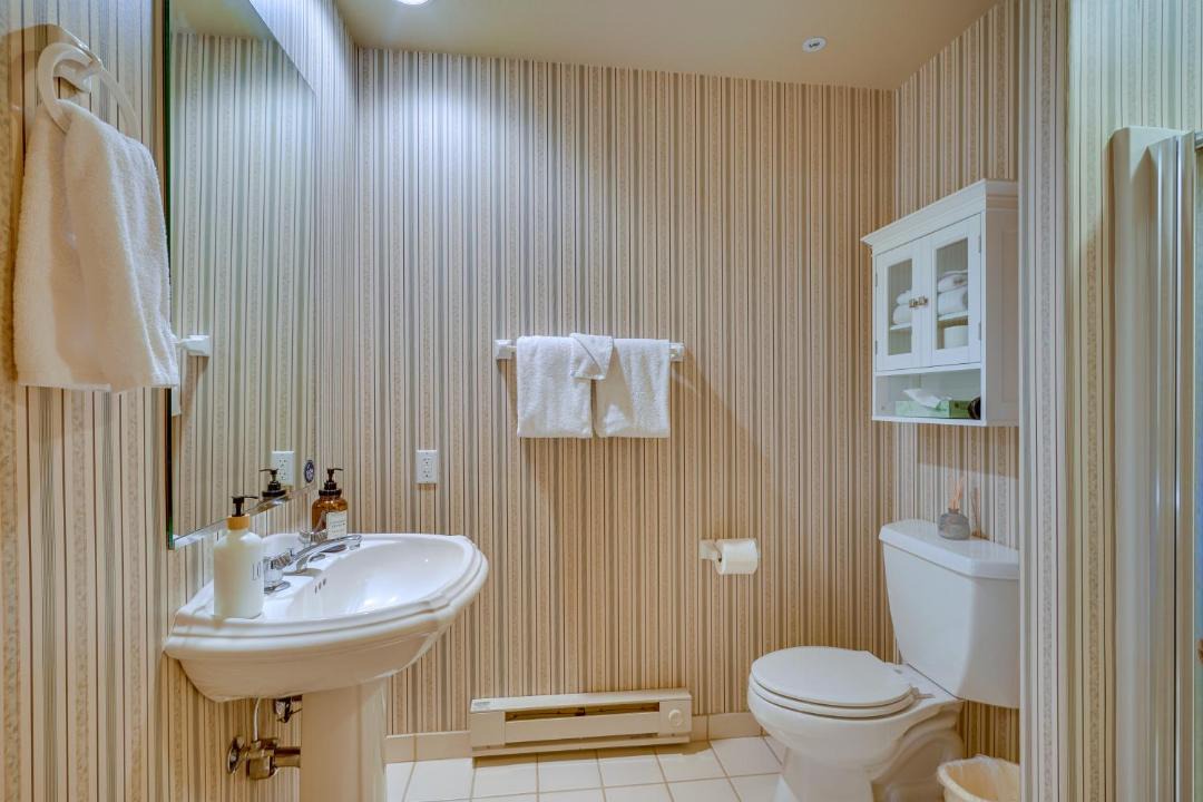 Photo of Bathroom in Salt Lake Mountain Resorts