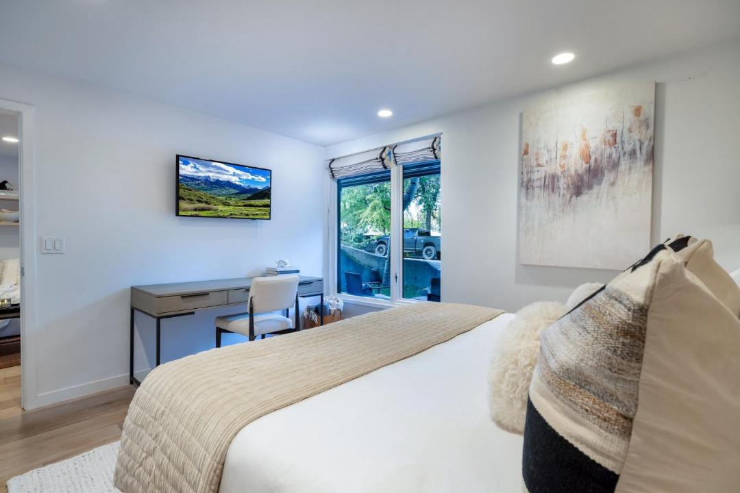 Photo of Bedroom in Aspen