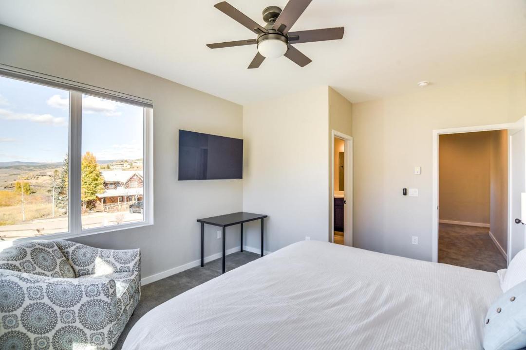 Photo of Bedroom in Silvercreek