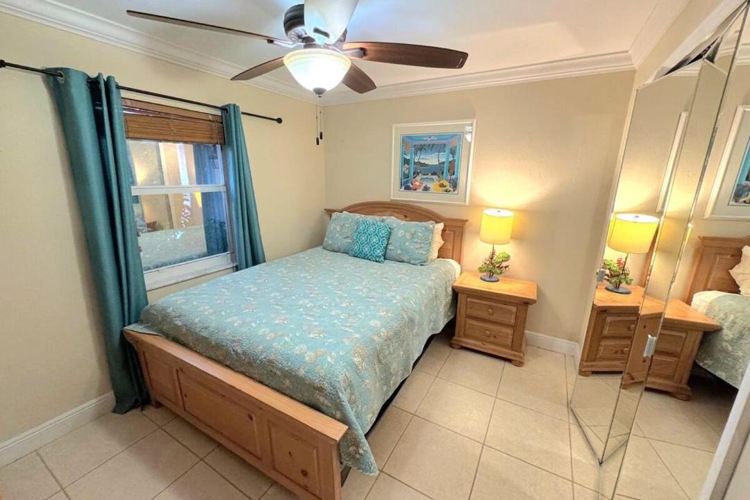 Photo of Bedroom in Central Naples
