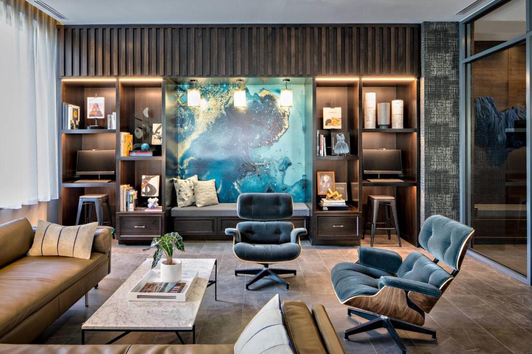 Photo of Livingroom in Downtown