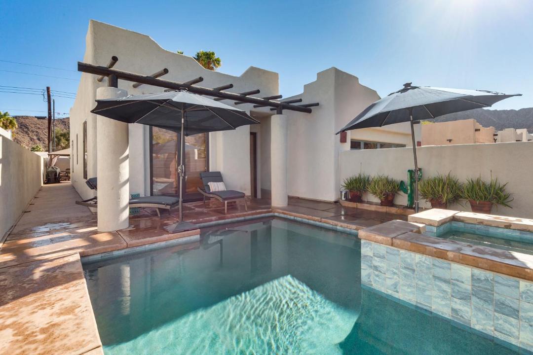 Photo of Patio Balcony in La Quinta Cove