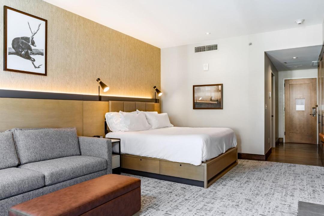 Photo of Bedroom in Avon