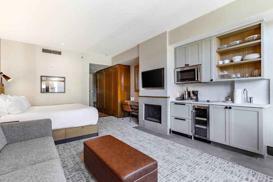 Photo of Bedroom in Avon