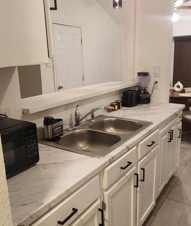 Photo of Kitchen in Biggs Field