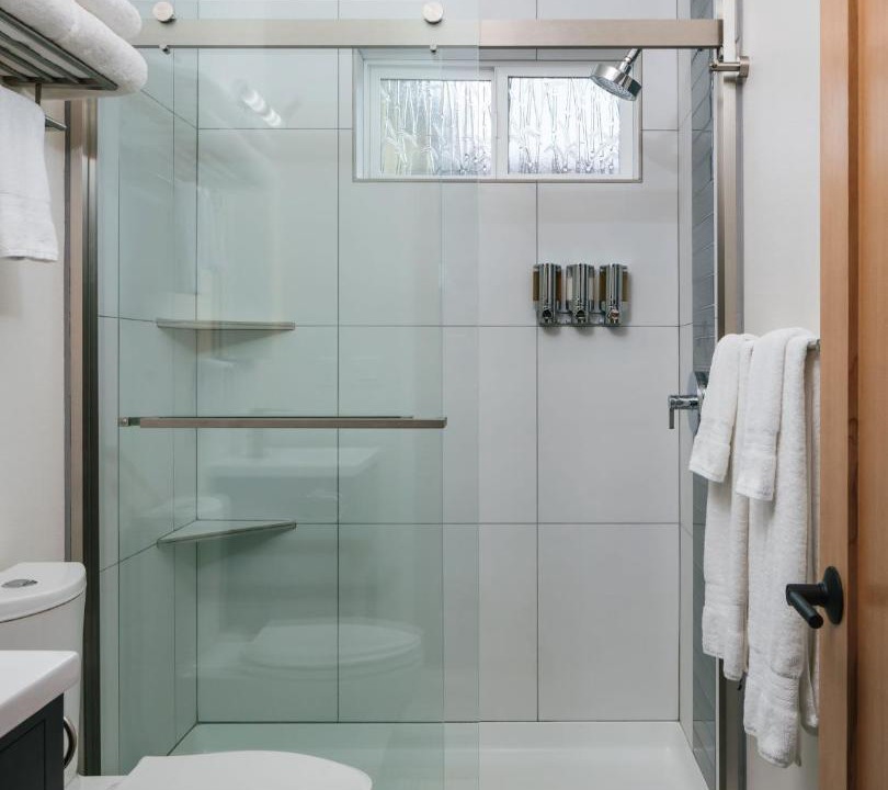 Photo of Bathroom in Brentwood-Darlington