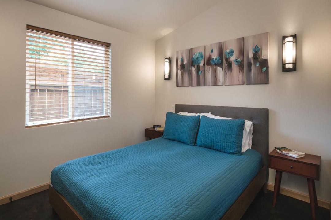 Photo of Bedroom in Brentwood-Darlington