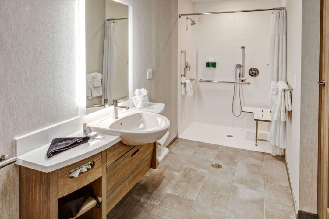 Photo of Bathroom in Brentwood