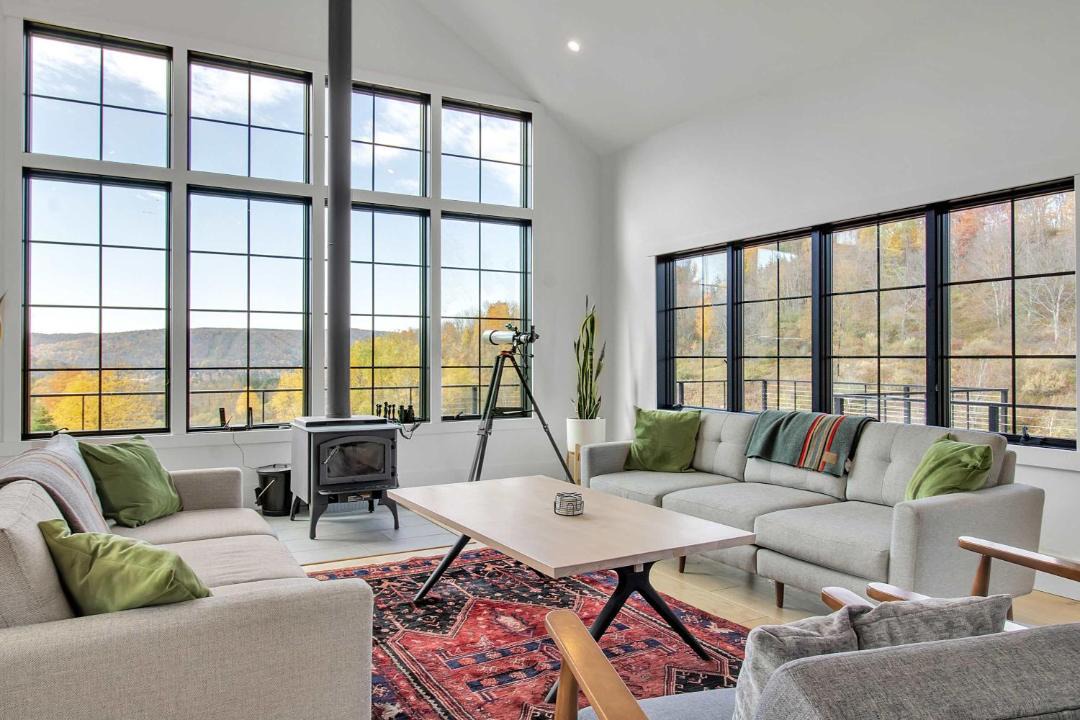 Photo of Livingroom in Ellicottville