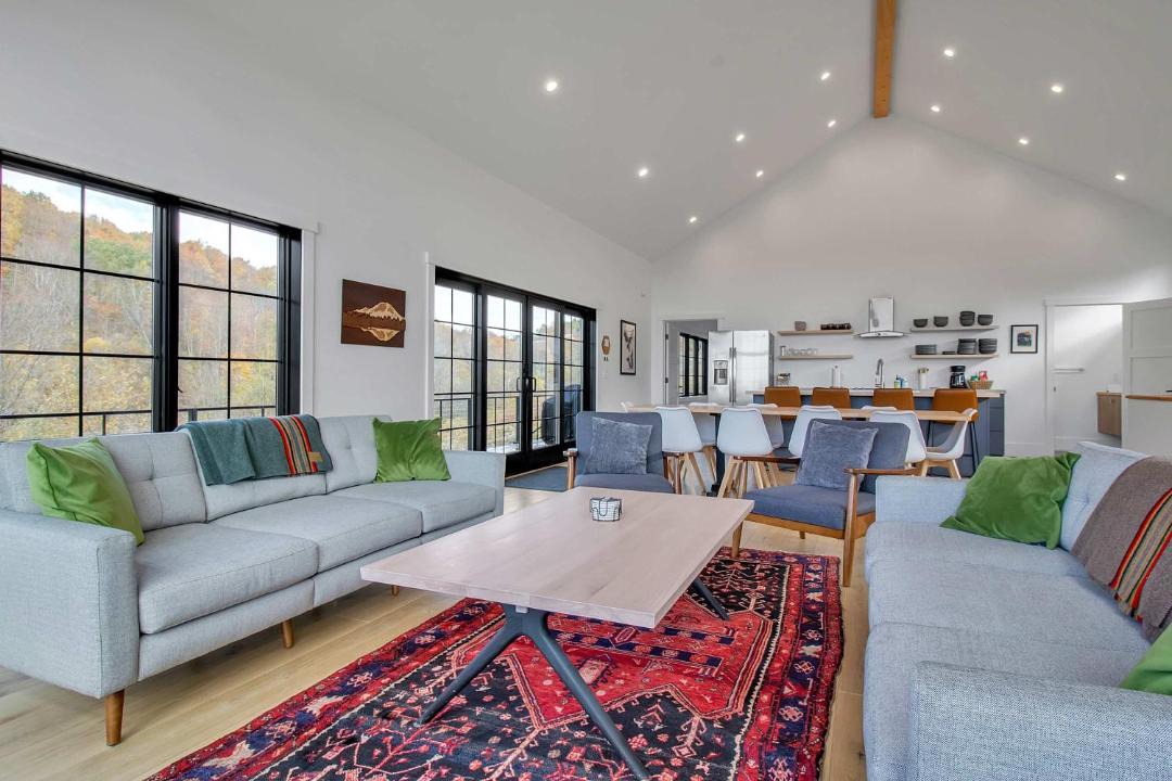 Photo of Livingroom in Ellicottville