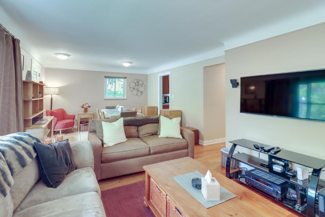 Photo of Livingroom in Royal Oak
