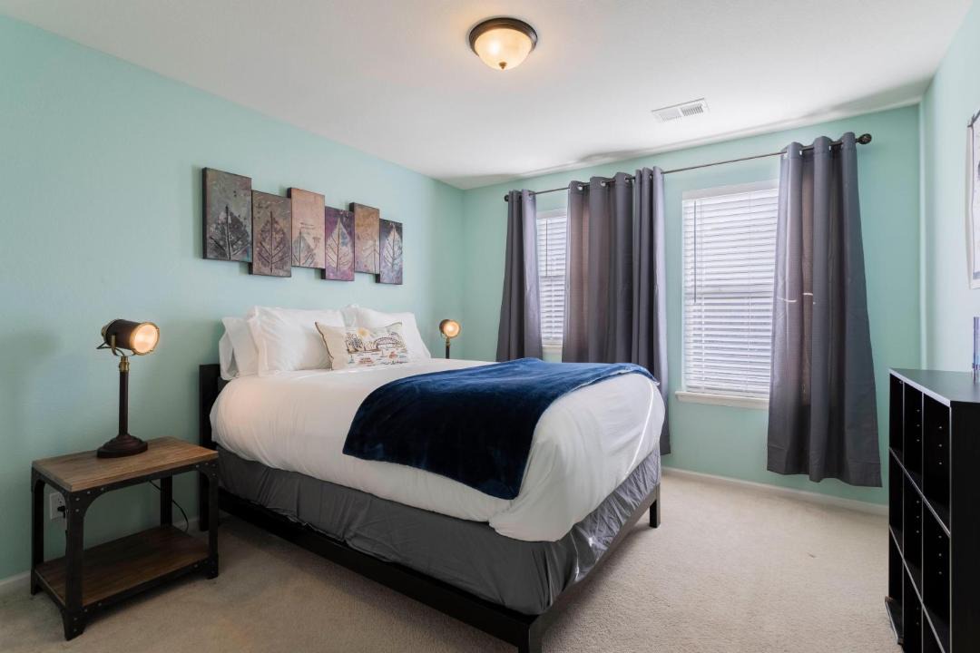 Photo of Bedroom in Stapleton