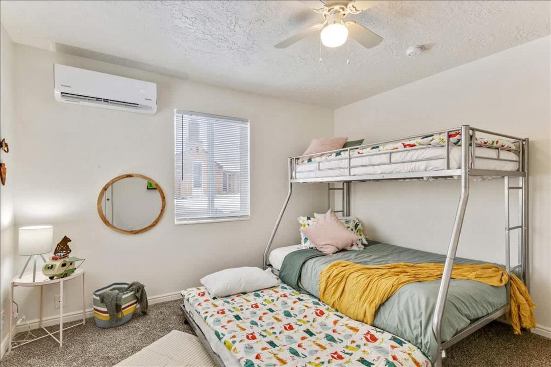 Photo of Bedroom in Bountiful