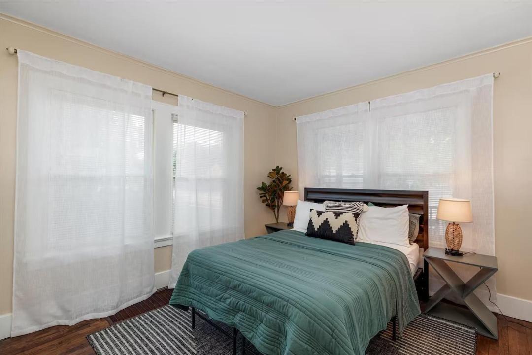 Photo of Bedroom in Ypsilanti