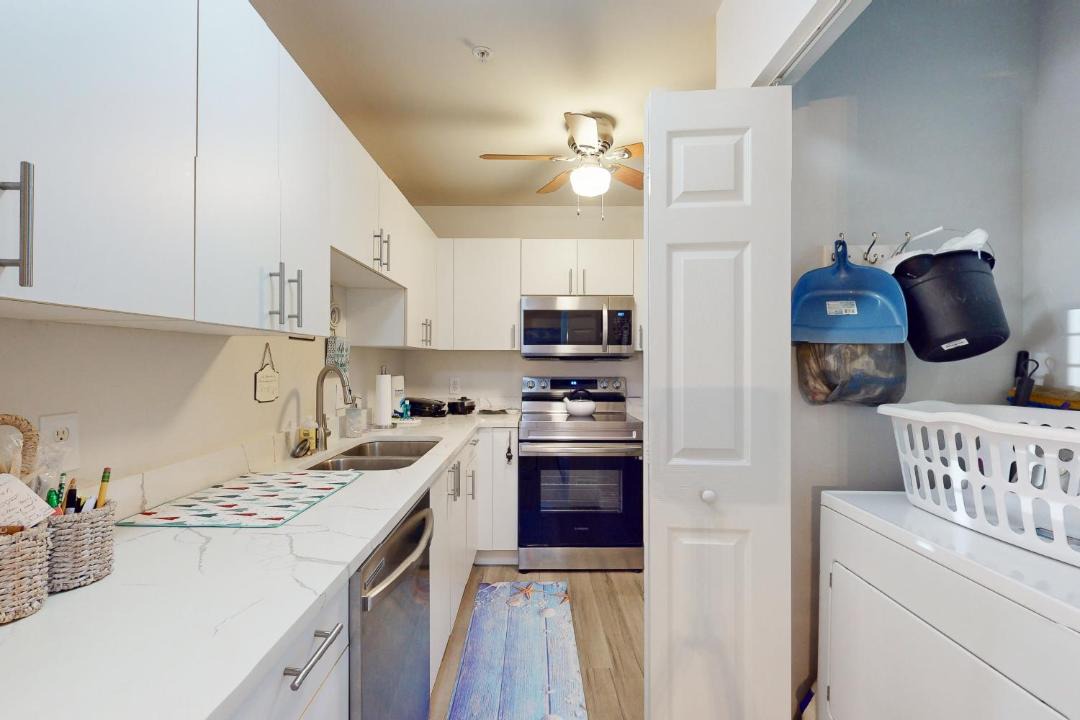 Photo of Kitchen in Vanderbilt Beach