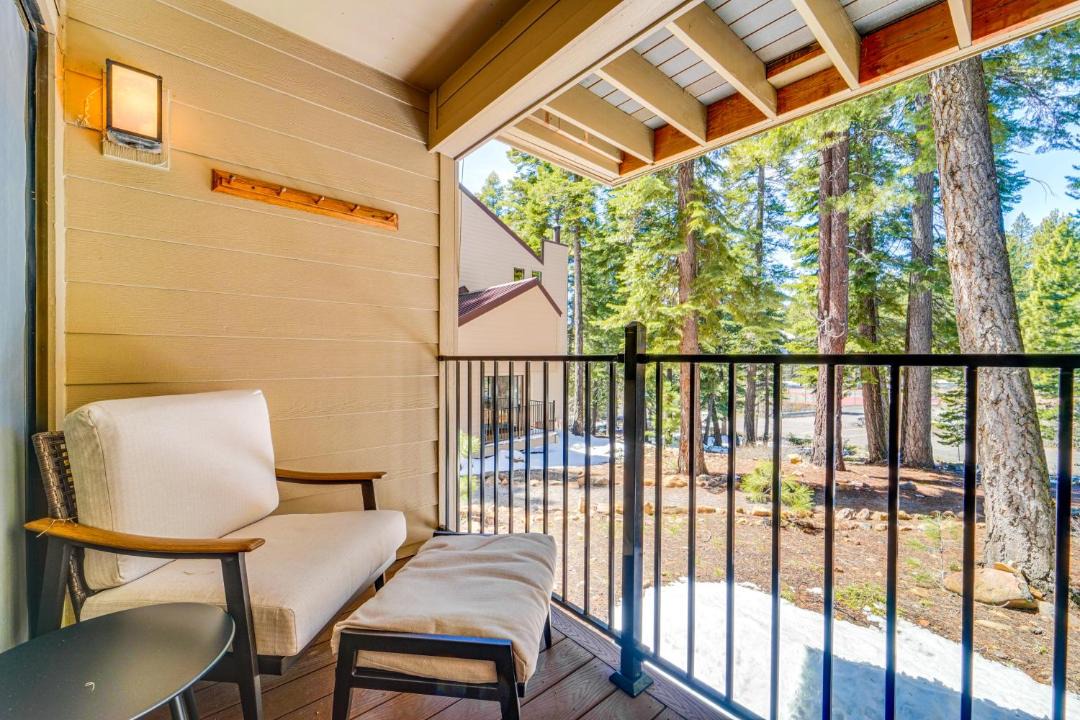 Photo of Patio Balcony in Carnelian Woods