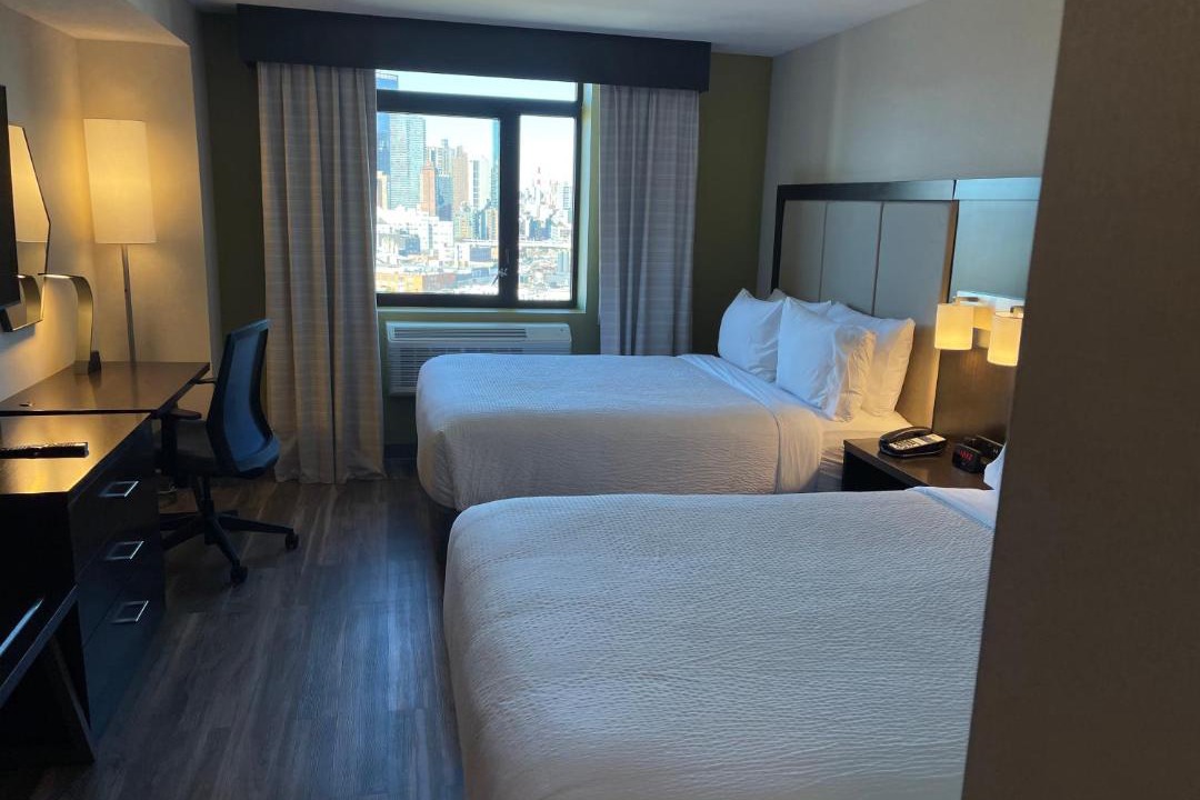 Photo of Bedroom in Hunters Point