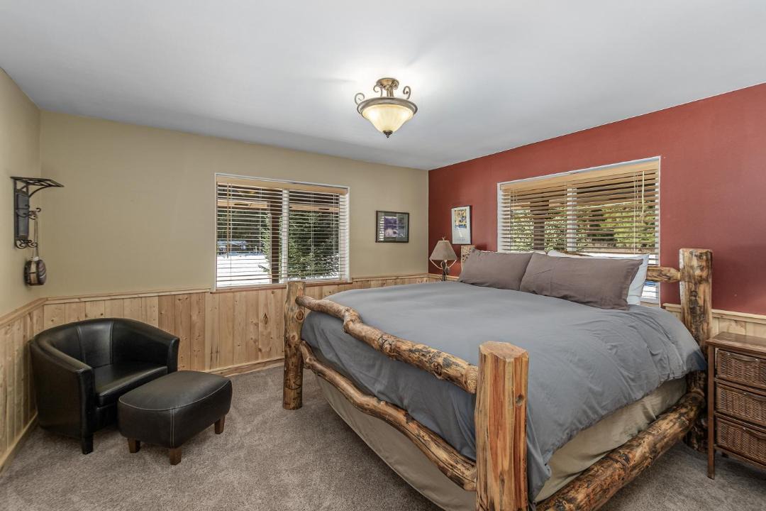 Photo of Bedroom in Plain