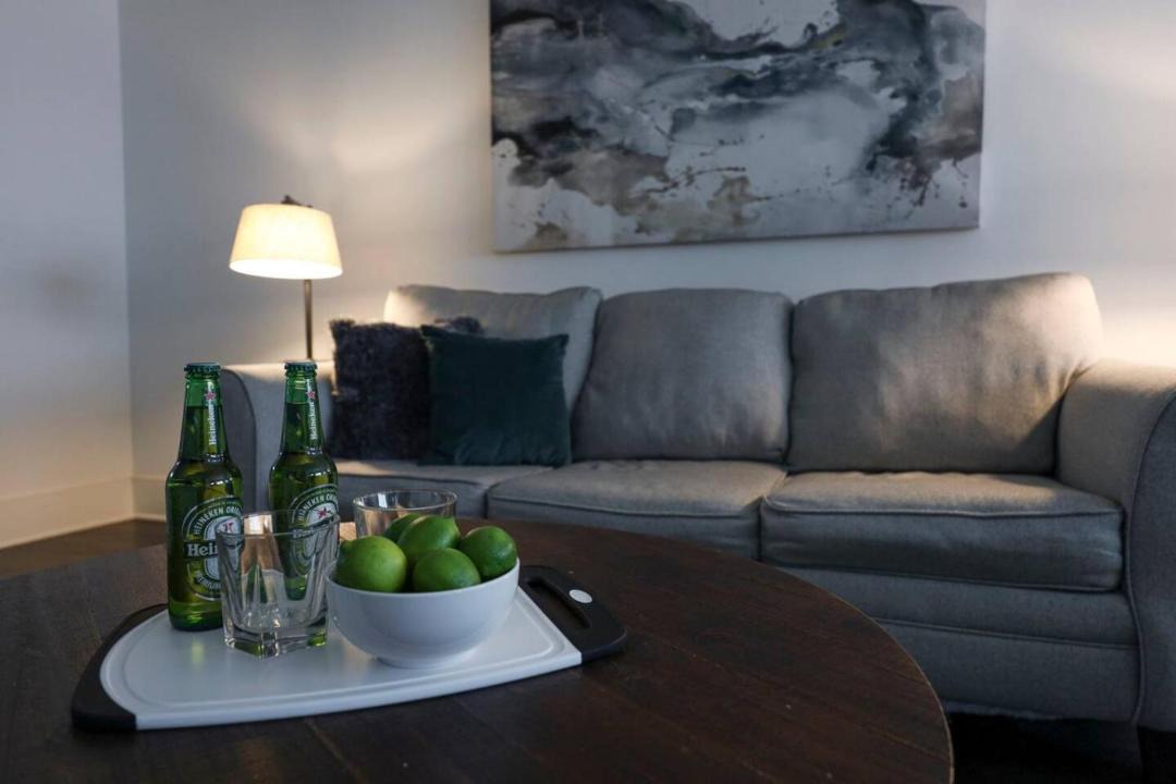 Photo of Livingroom in Charlotte Park