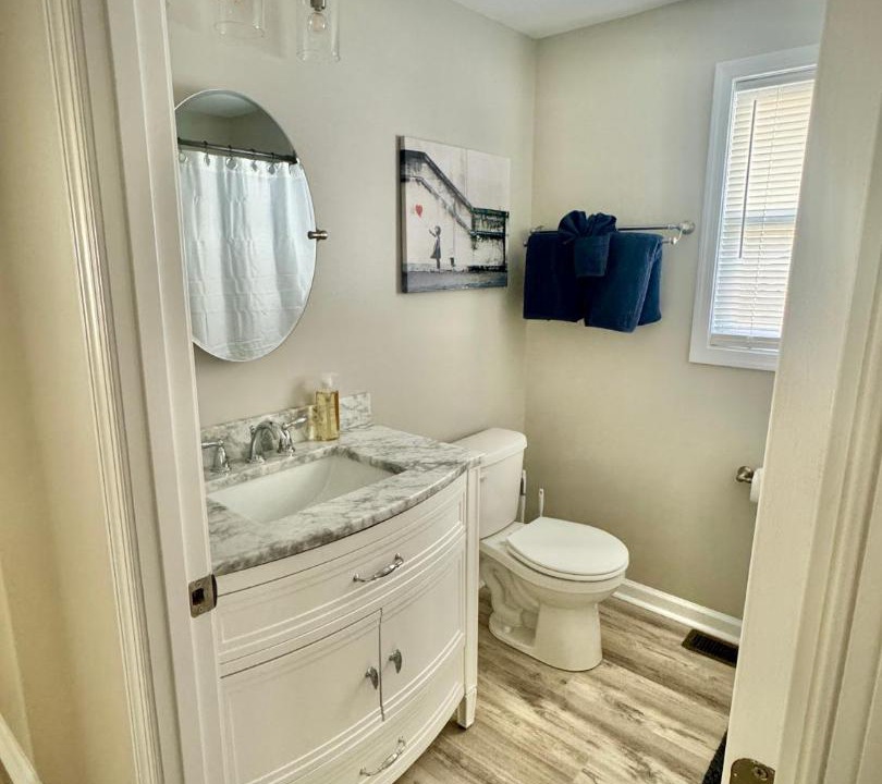 Photo of Bathroom in Edgewater