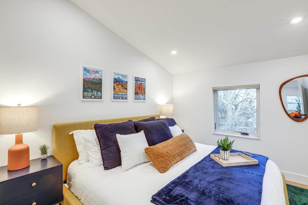 Photo of Bedroom in City Park