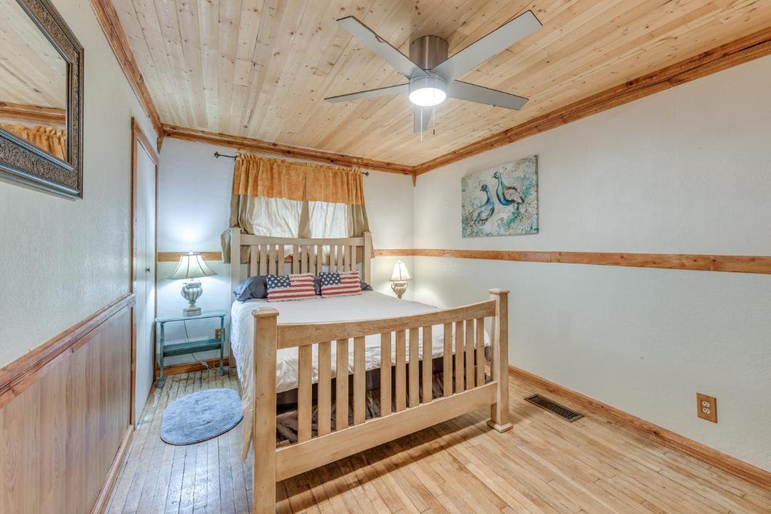 Photo of Bedroom in Cloudcroft