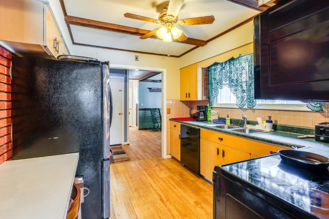 Photo of Kitchen in Queensbury