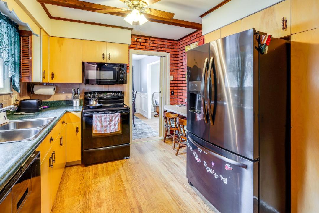 Photo of Kitchen in Queensbury