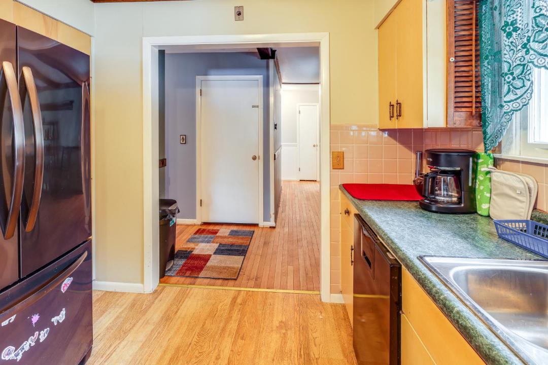 Photo of Kitchen in Queensbury