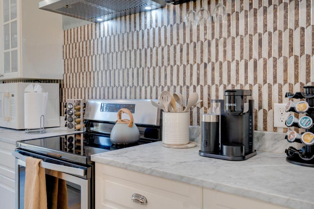 Photo of Kitchen in Hughes Park Lake