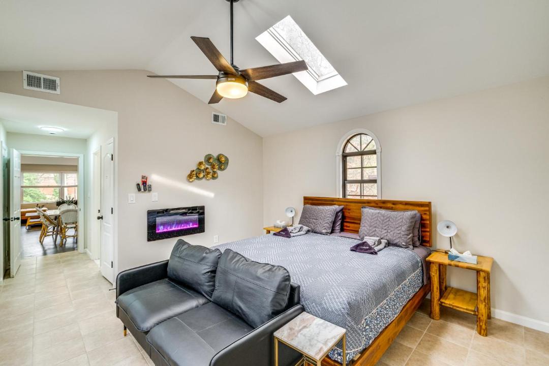 Photo of Bedroom in Oxon Hill